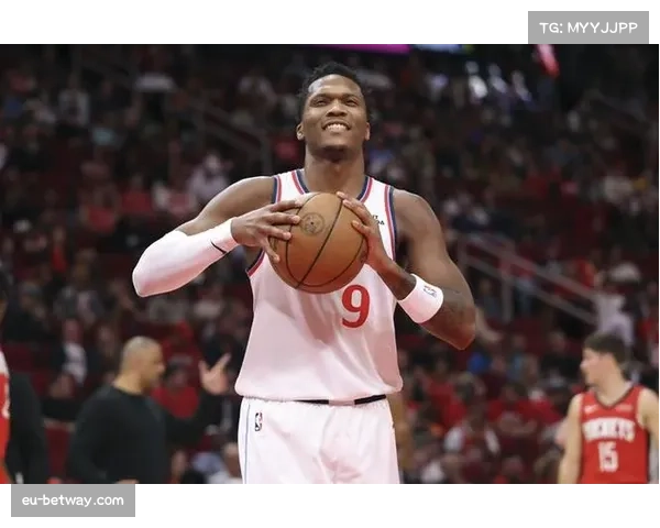 快船进攻体系全场仅99分命中率不足40%完全断层